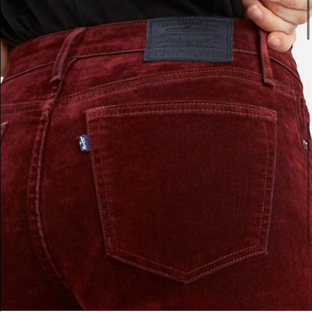 ✨Levis✨ 721 Highrise Velvet Skinny